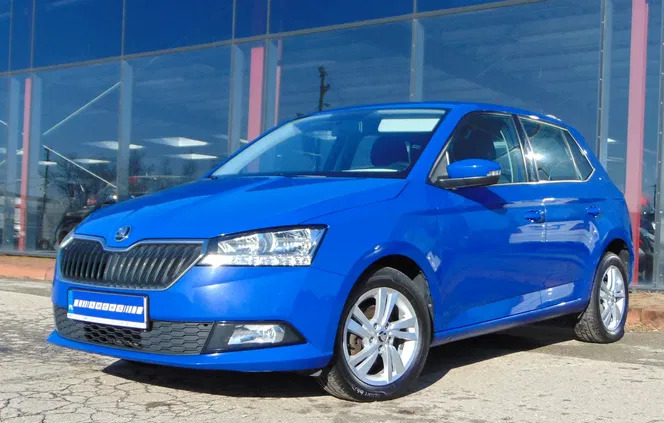 samochody osobowe Skoda Fabia cena 47600 przebieg: 97400, rok produkcji 2020 z Gniewkowo